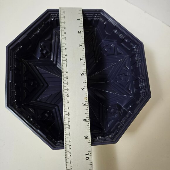 KITCHEN AID Tudor Cathedral Church House Bundt Cake Pan Mold Cast Aluminum - Picture 6 of 8